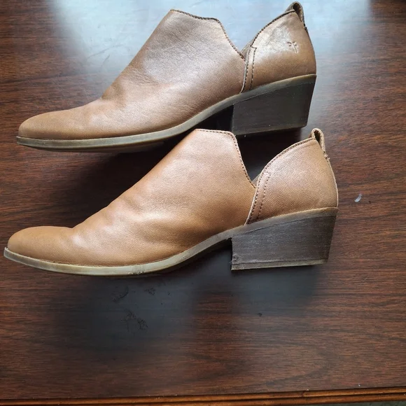 Frye "Rowan" Brown Leather Ankle Slip On Boots - Picture 12 of 13